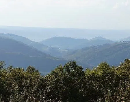 Bout De Cote Bed & Breakfast 3*