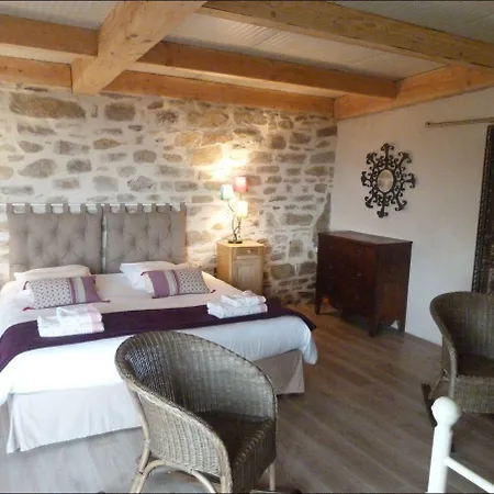 Bout De Cote Bed & Breakfast