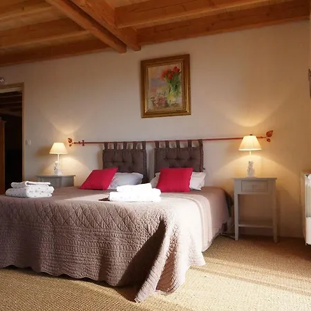 Bout De Cote Bed & Breakfast Lacam-dʼOurcet