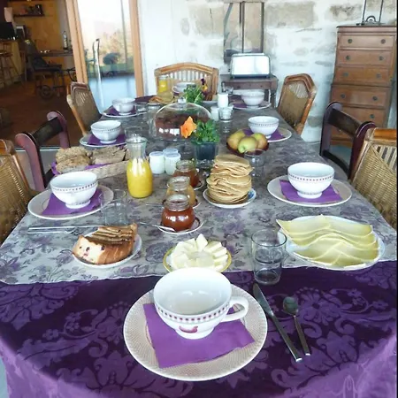 Bout De Cote Bed & Breakfast Lacam-dʼOurcet