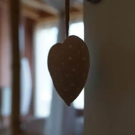 Bout De Cote Bed & Breakfast 3*