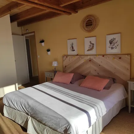 Bout De Cote Bed & Breakfast