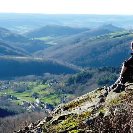 Bout De Cote Bed & Breakfast 3*