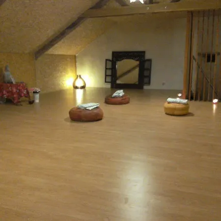 Bout De Cote Bed & Breakfast 3*