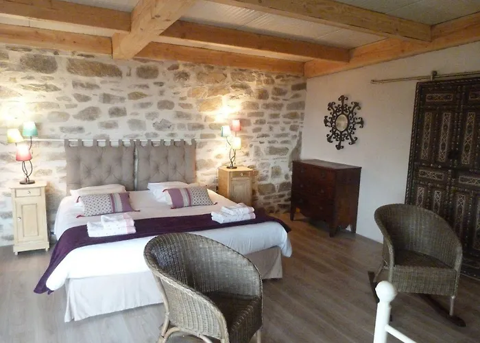 Bout De Cote Bed & Breakfast