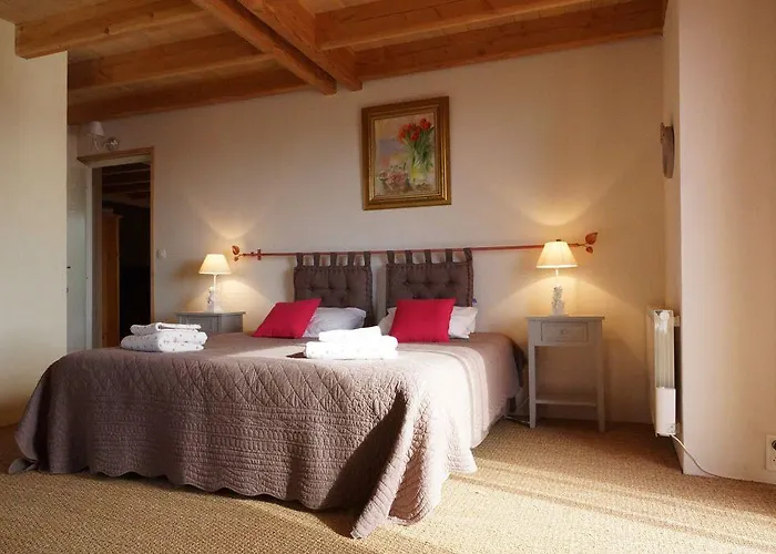 Bout De Cote Bed & Breakfast Lacam-dʼOurcet