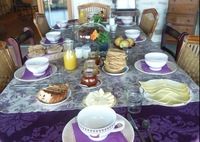 Bout De Cote Bed & Breakfast Lacam-dʼOurcet